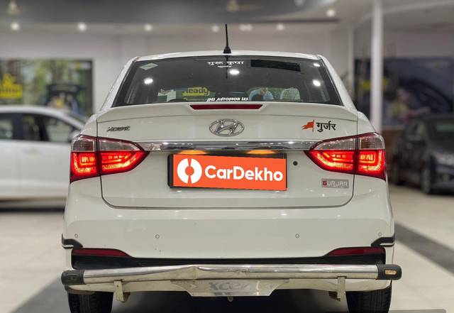 https://images10.gaadi.com/usedcar_image/3583130/original/processed_img2874006__used_car_2874006_1695278305.jpg?imwidth=6402