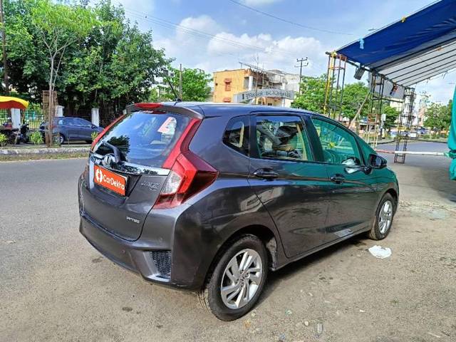 https://images10.gaadi.com/usedcar_image/3583221/original/processed_2949c763-ee69-4e06-8609-873a4c7bed21.jpg?imwidth=6402