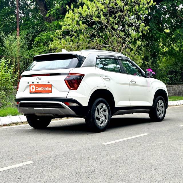 https://images10.gaadi.com/usedcar_image/3583224/original/processed_img2874081__used_car_2874081_1695281848.jpg?imwidth=6401