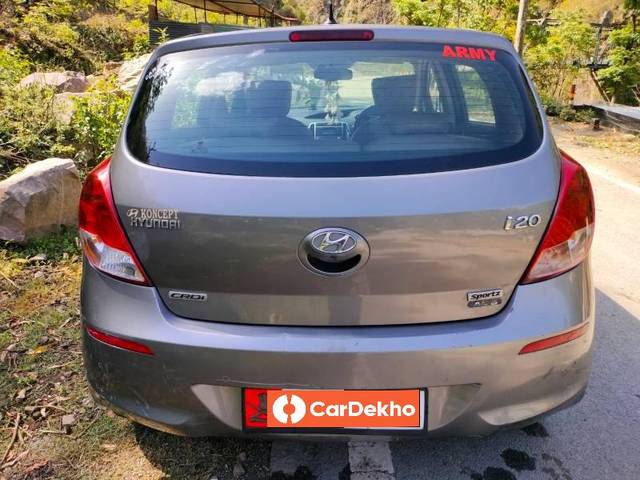 https://images10.gaadi.com/usedcar_image/3583285/original/processed_c3c0eaa4-5cce-4cc3-8a9c-6d22955808b4.jpeg?imwidth=6401