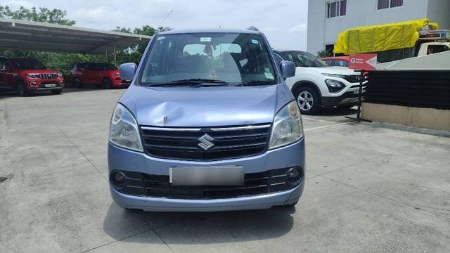 https://images10.gaadi.com/usedcar_image/3583295/original/14__VCC_1788781_94_1694676380.jpg?imwidth=6400
