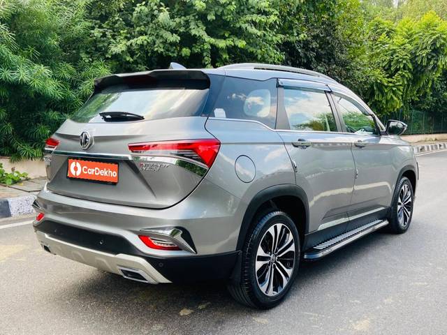 https://images10.gaadi.com/usedcar_image/3583392/original/processed_img2874217__used_car_2874217_1695287659.jpg?imwidth=6402