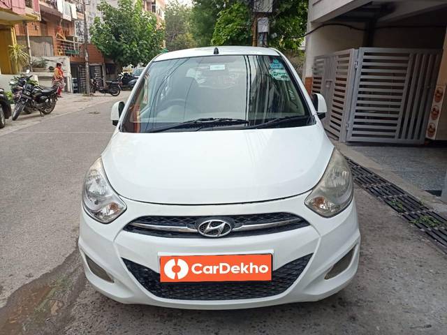 https://images10.gaadi.com/usedcar_image/3583410/original/processed_img2874227__used_car_2874227_1695288213.jpg?imwidth=6402