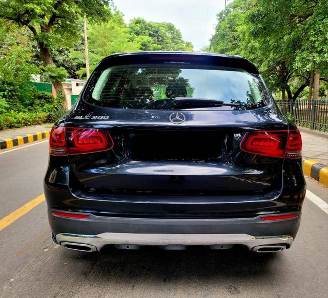 https://images10.gaadi.com/usedcar_image/3583472/original/processed_img2874275__used_car_2874275_1695290110.jpg?imwidth=6401