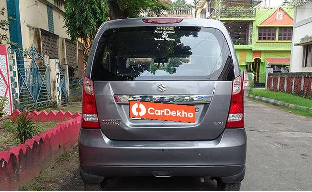 https://images10.gaadi.com/usedcar_image/3583496/original/processed_usedcar_5_2471695290708_1695290731.jpg?imwidth=6402
