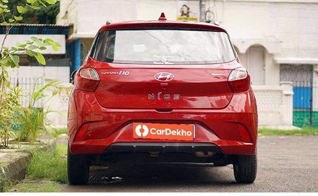 https://images10.gaadi.com/usedcar_image/3583507/original/processed_usedcar_5_2471695291142_1695291158.jpg?imwidth=6402