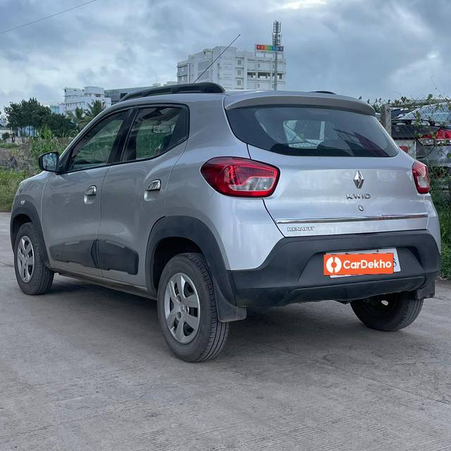https://images10.gaadi.com/usedcar_image/3583518/original/processed_img2874303__used_car_2874303_1695291815.jpg?imwidth=6402