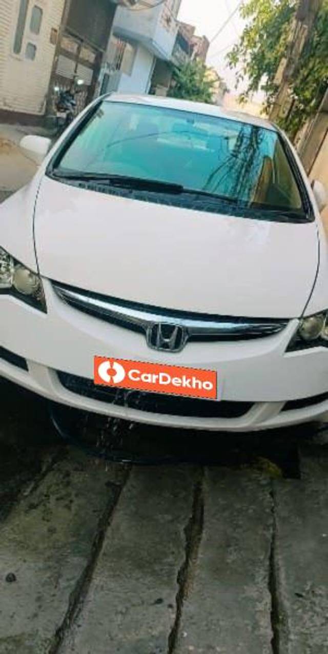 https://images10.gaadi.com/usedcar_image/3583575/original/processed_f02c94b6-a654-4f8d-81ba-5043935e34f1.jpeg?imwidth=6400