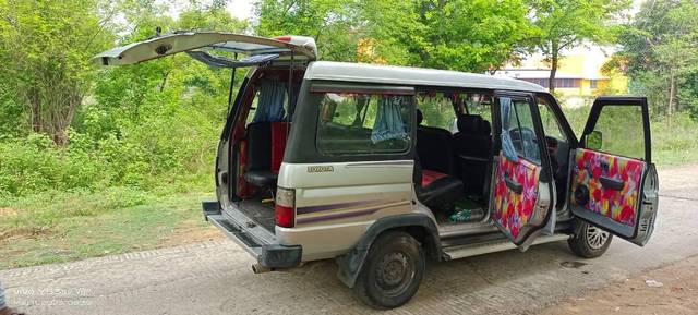 https://images10.gaadi.com/usedcar_image/3583632/original/processed_14bad9f9-a2d3-401a-a31c-7b3c4cfe603b.jpg?imwidth=6401