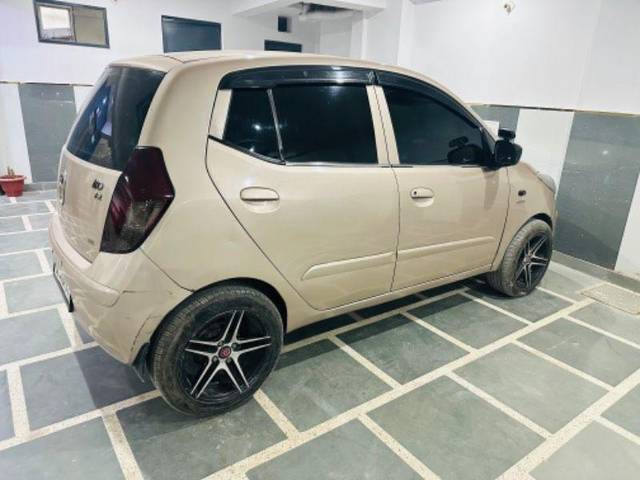 https://images10.gaadi.com/usedcar_image/3583656/original/processed_db3b1090-66c5-4d00-8305-8d2c6f1784f1.jpeg?imwidth=6401
