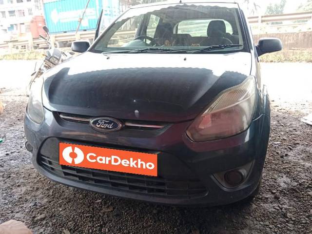 https://images10.gaadi.com/usedcar_image/3583664/original/processed_7c8d2be0-c8d3-43a8-bcad-bca5909169ae.jpg?imwidth=6400