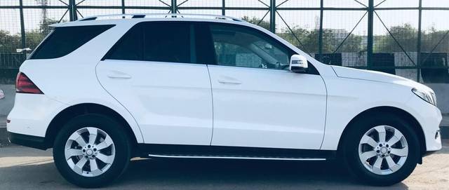 https://images10.gaadi.com/usedcar_image/3583825/original/img2874513__used_car_2874513_1695302557.jpg?imwidth=6401