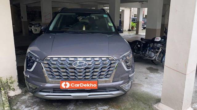 https://images10.gaadi.com/usedcar_image/3584018/original/processed_1bfb8d98-ec01-4cea-9a21-9026e881292f.jpeg?imwidth=6400