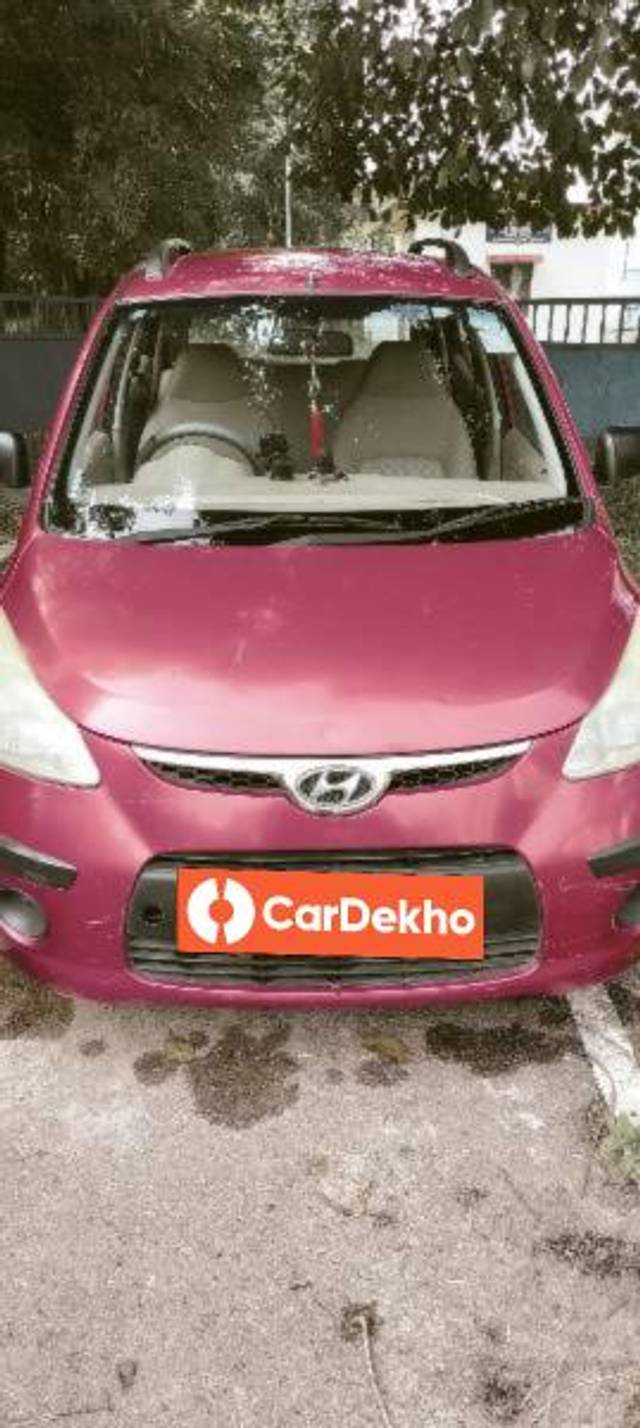 https://images10.gaadi.com/usedcar_image/3584072/original/processed_9d36a8c0-3659-44b8-988d-179654876736.jpg?imwidth=6402