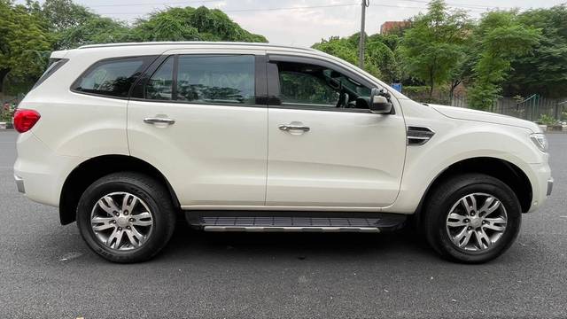 https://images10.gaadi.com/usedcar_image/3584176/original/processed_img2874597__used_car_2874597_1695316586.jpg?imwidth=6401