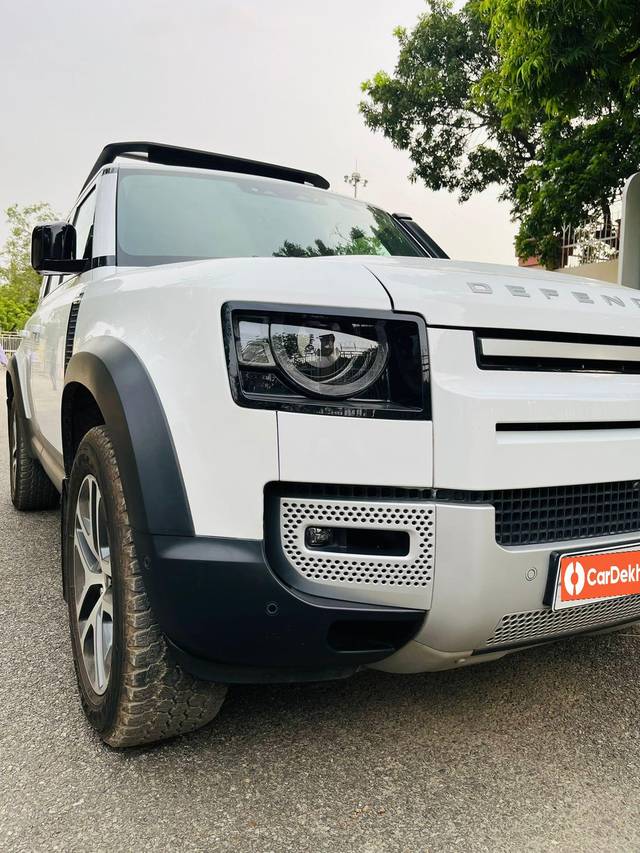 https://images10.gaadi.com/usedcar_image/3584191/original/processed_img2874604__used_car_2874604_1695317059.jpg?imwidth=6400