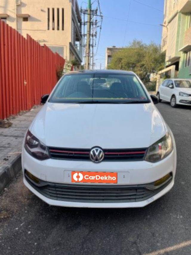 https://images10.gaadi.com/usedcar_image/3584297/original/processed_6cbedb71-2c95-4692-a966-23ea9811d291.jpeg?imwidth=6400