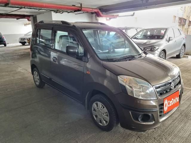 https://images10.gaadi.com/usedcar_image/3584306/original/processed_66025654-1b8e-4291-b9b7-c266f275c390.jpg?imwidth=6400