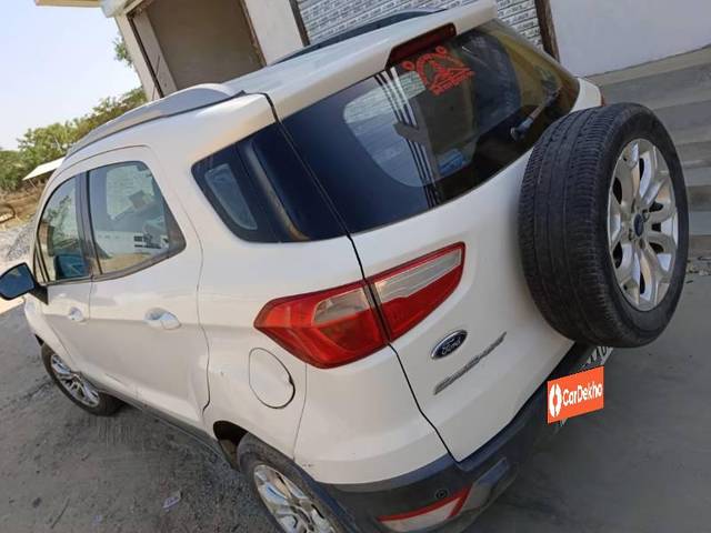 https://images10.gaadi.com/usedcar_image/3584386/original/processed_5a67a649-75ce-49a8-88a5-6b64db87f15b.jpg?imwidth=6401