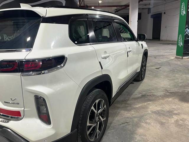 https://images10.gaadi.com/usedcar_image/3584543/original/processed_img2874682__used_car_2874682_1695359753.jpg?imwidth=6401