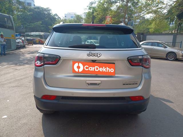https://images10.gaadi.com/usedcar_image/3584750/original/processed_img2874831__usedcar_98e955be_e041_42c7_a18e_1d6471407bd1_2874831_1697630089.jpg?imwidth=6402