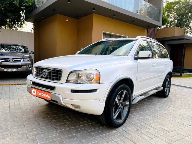 https://images10.gaadi.com/usedcar_image/3584923/original/processed_usedcar_1_22__10151695366710_1695366766.jpeg?imwidth=6401