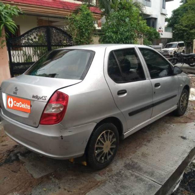 https://images10.gaadi.com/usedcar_image/3584954/original/processed_d7c95524-7d53-48e8-9dd7-bbf839c6373d.jpg?imwidth=6401