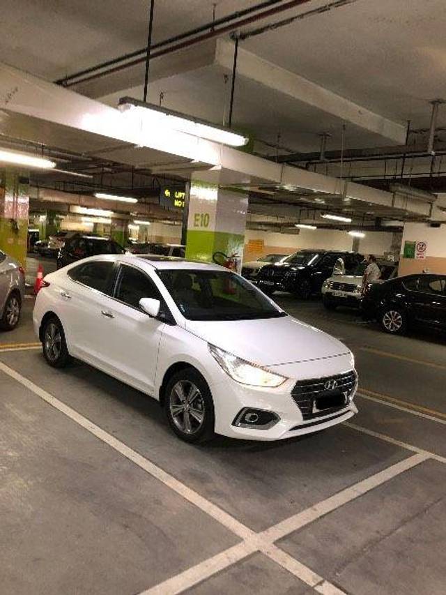 https://images10.gaadi.com/usedcar_image/3585186/original/processed_a90ae195-0567-4445-9c92-8f6765518a8d.jpeg?imwidth=6400