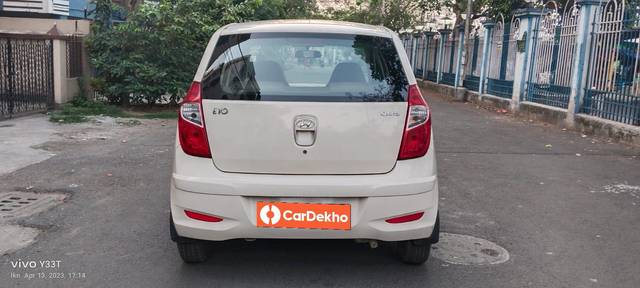 https://images10.gaadi.com/usedcar_image/3585248/original/processed_img2875108__used_car_2875108_1695375378.jpg?imwidth=6402