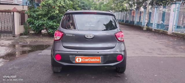 https://images10.gaadi.com/usedcar_image/3585256/original/processed_img2875113__used_car_2875113_1695375572.jpg?imwidth=6402