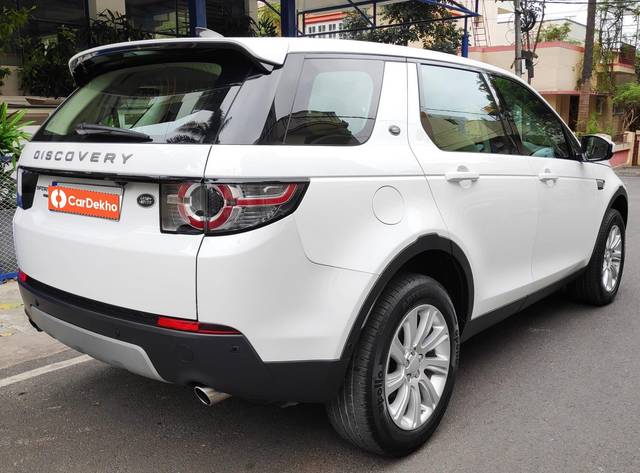 https://images10.gaadi.com/usedcar_image/3585414/original/processed_usedcar_img_20230922_wa0048_35681695379362_1695379395.jpg?imwidth=6402