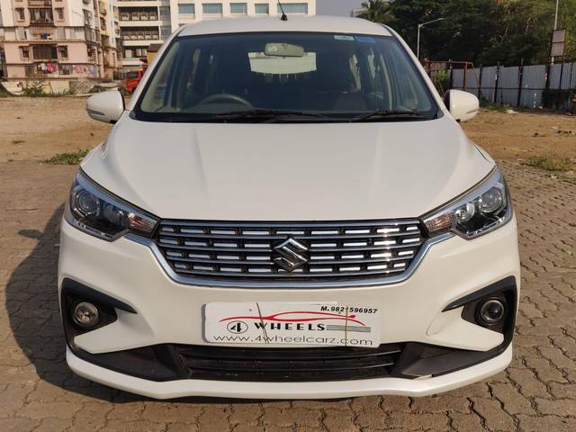 https://images10.gaadi.com/usedcar_image/3585527/original/processed_img2875278__usedcar_whatsappimage2023_12_23at42234pm_2875278_1705574373.jpeg?imwidth=6400