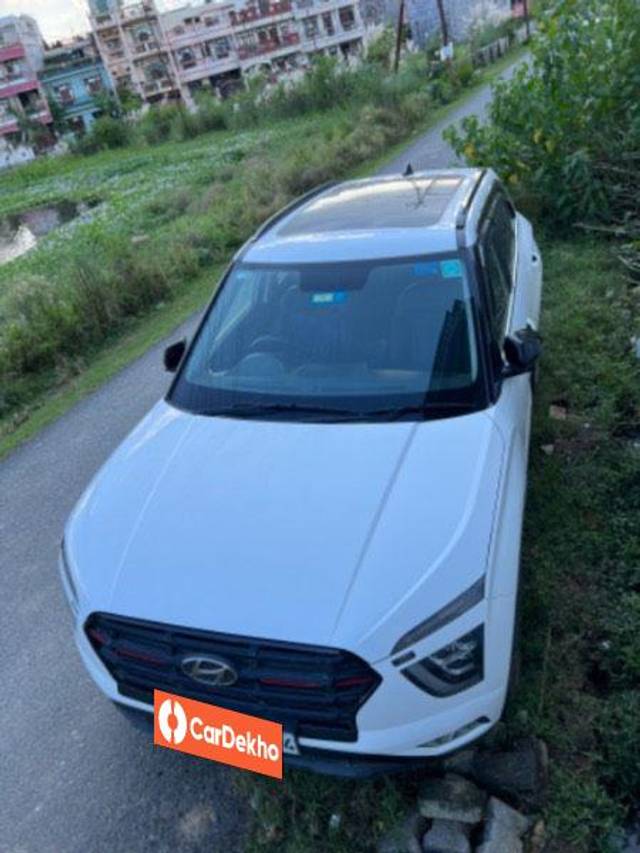 https://images10.gaadi.com/usedcar_image/3585610/original/processed_6d47dc17-cd59-4af3-93d4-a9e1d759c6be.jpeg?imwidth=6402