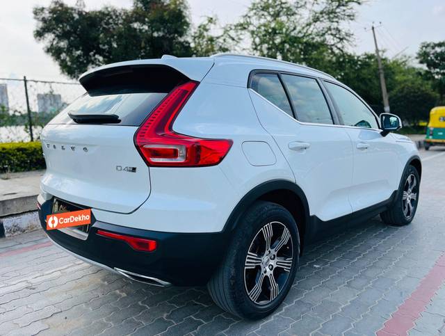 https://images10.gaadi.com/usedcar_image/3585684/original/processed_img2875370__used_car_2875370_1695387603.jpg?imwidth=6401