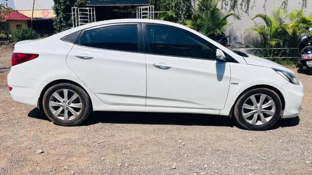 https://images10.gaadi.com/usedcar_image/3585733/original/processed_ba79eba9-fdcb-49a3-8031-0f4d74bdda54.jpg?imwidth=6401
