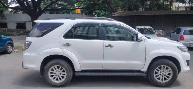 https://images10.gaadi.com/usedcar_image/3585811/original/processed_2e4eded8-3e72-4d25-a27d-cf75db07f4f9.jpg?imwidth=6401