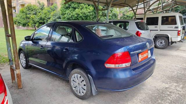 https://images10.gaadi.com/usedcar_image/3585898/original/processed_9ada9cec-6b19-488b-9be0-9fd4d0c9dbdf.jpg?imwidth=6402
