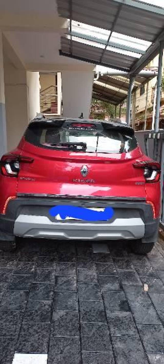 https://images10.gaadi.com/usedcar_image/3586030/original/processed_84a647e9-1c9d-4345-872d-9dfc81f97d4b.jpg?imwidth=6401