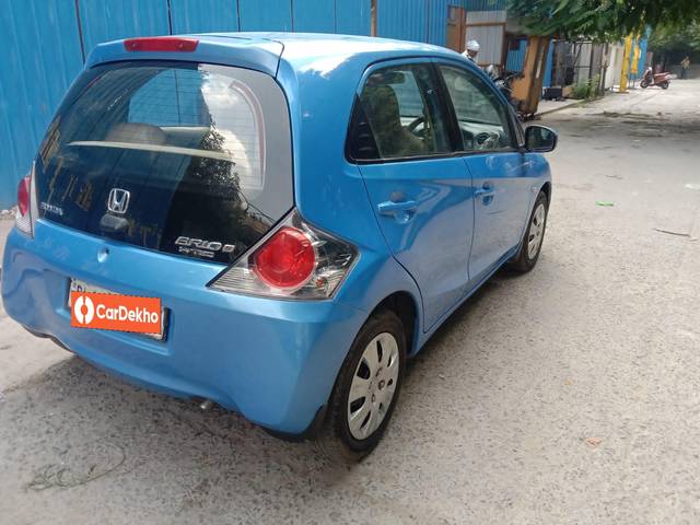 https://images10.gaadi.com/usedcar_image/3586157/original/processed_img2875482__used_car_2875482_1695437041.jpg?imwidth=6402