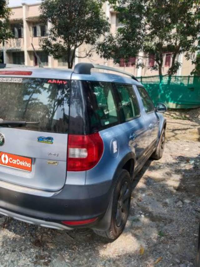 https://images10.gaadi.com/usedcar_image/3586177/original/processed_501728cc-26cb-448c-b619-d95074cc4b0c.jpg?imwidth=6401