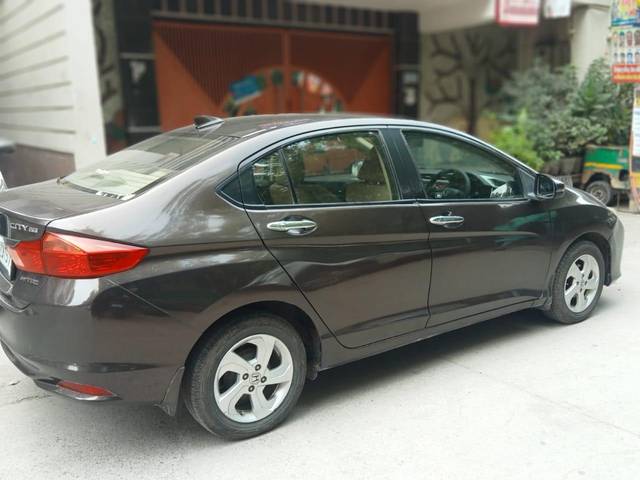 https://images10.gaadi.com/usedcar_image/3586413/original/processed_img2875594__used_car_2875594_1695447826.jpg?imwidth=6401