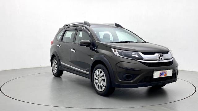 https://images10.gaadi.com/usedcar_image/3586451/original/usedcar_43_729921695448212_1695448284.jpg?imwidth=6400