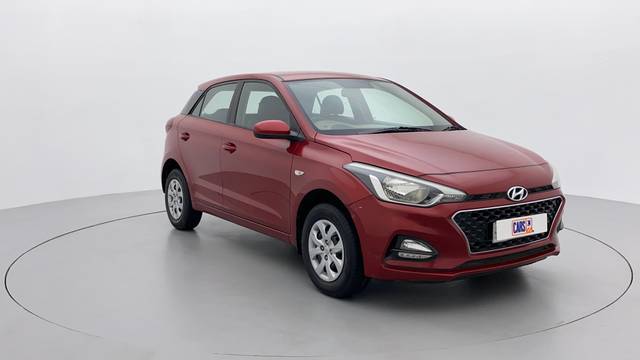 https://images10.gaadi.com/usedcar_image/3586538/original/55cd1c7b-ea62-4b5b-b188-17ad959ca1cc__43.jpg?imwidth=6400