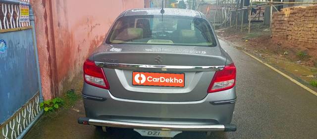 https://images10.gaadi.com/usedcar_image/3586609/original/processed_fad63cf8-c64f-4ede-9fb5-b6262cc18463.jpg?imwidth=6401