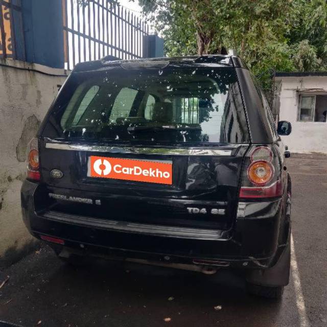 https://images10.gaadi.com/usedcar_image/3586690/original/processed_0c72b836-36f6-4399-92a1-ae0d75c3c611.jpg?imwidth=6401
