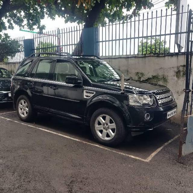https://images10.gaadi.com/usedcar_image/3586690/original/processed_a4d588a8-6845-4920-b0af-dbafd6a4092d.jpg?imwidth=6402