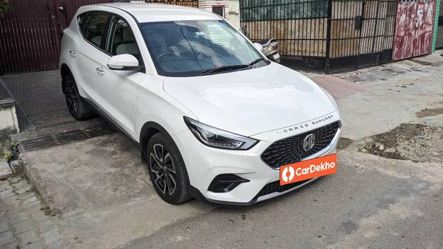 https://images10.gaadi.com/usedcar_image/3586947/original/processed_8e7a1ccd-5eaf-4e79-a27d-5dc3d3b8fda1.jpg?imwidth=6400