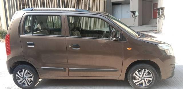 https://images10.gaadi.com/usedcar_image/3587081/original/usedcar_c7fb967e_2316_4923_a74a_bc81e171d476_5731695464133_1695464145.jpg?imwidth=6401