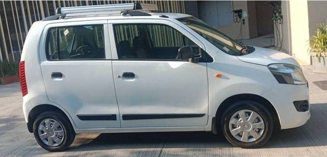 https://images10.gaadi.com/usedcar_image/3587087/original/processed_usedcar_accc11f1_d629_442b_b797_7c83a45a6d57_5731695464305_1695464319.jpg?imwidth=6401