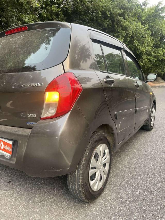 https://images10.gaadi.com/usedcar_image/3587460/original/processed_img2876233__used_car_2876233_1695473303.jpg?imwidth=6401
